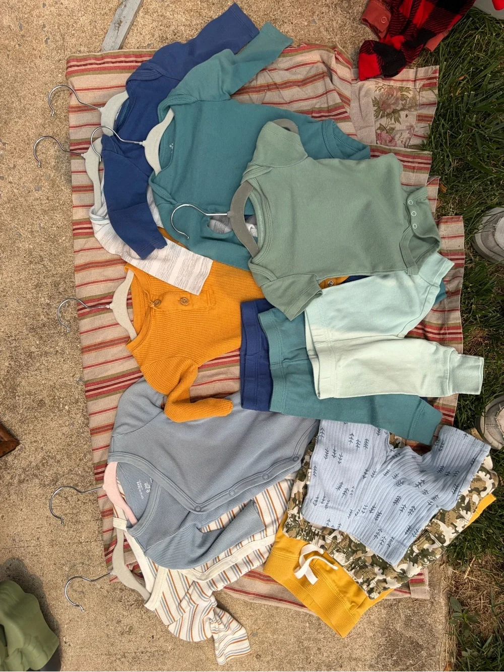 Bundle 0-3m clothes baby